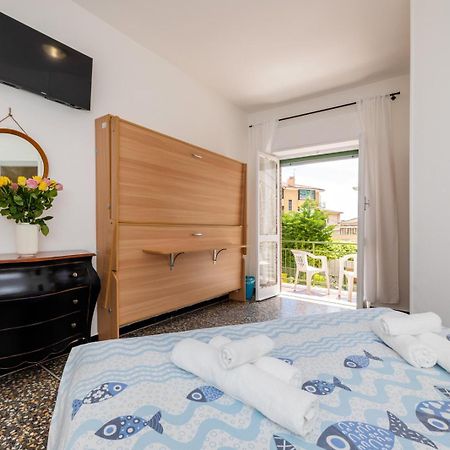 B&B Oasi Finale Ligure Exterior foto